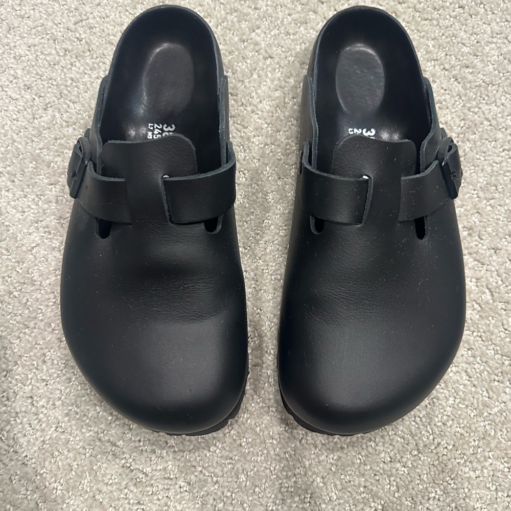 Black Slip-On Clogs